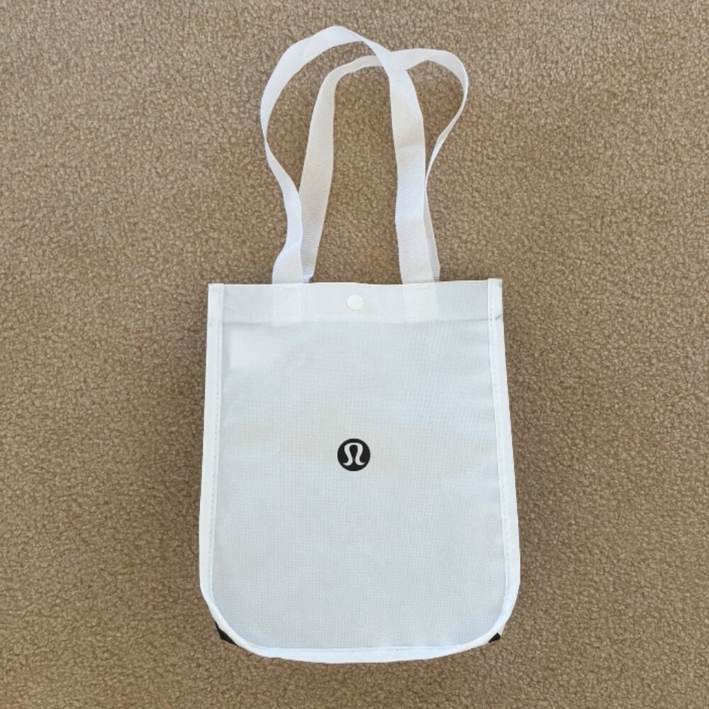 Lululemon Resuable Bag - White